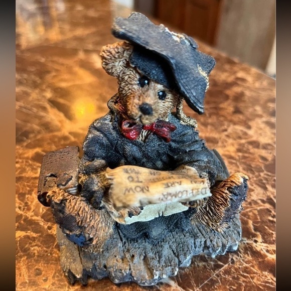 vintage Graduation Bear Collectible Boyd’s Bear Gift For Graduation. - Picture 1 of 2